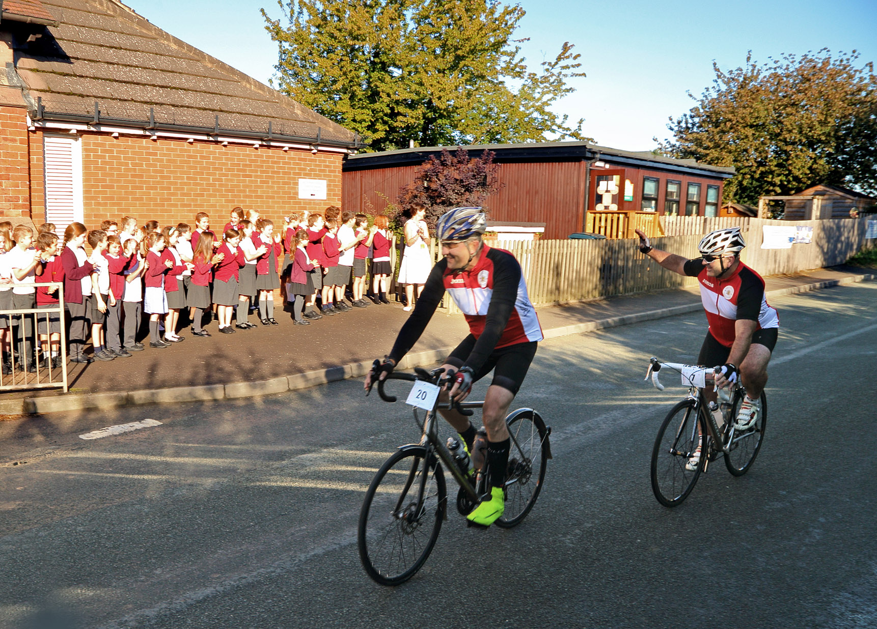children welcome fire chief_7353